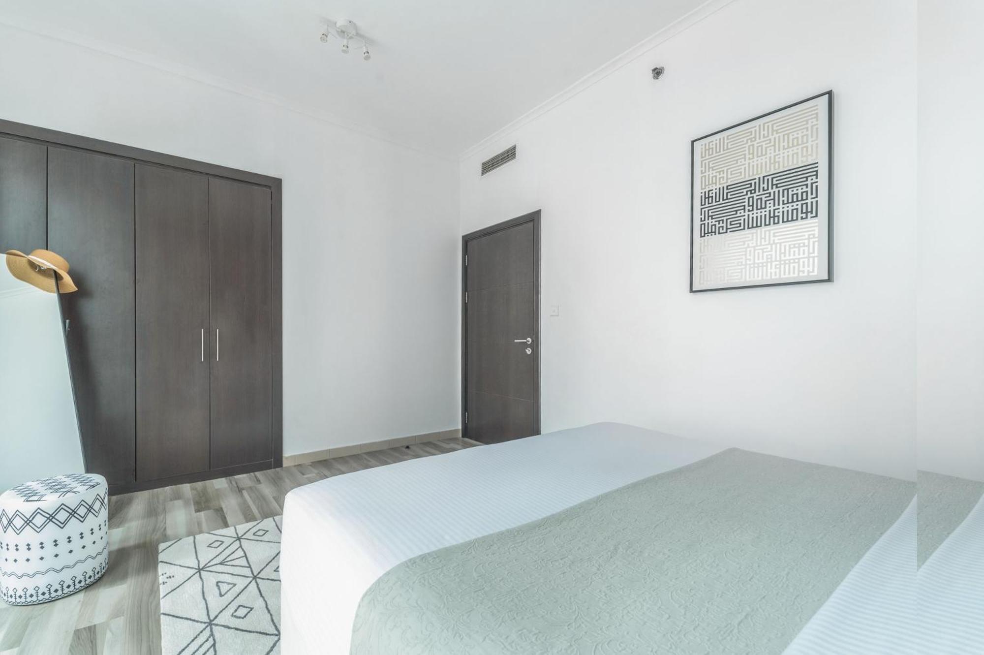 Frank Porter - Torch Tower Apartment